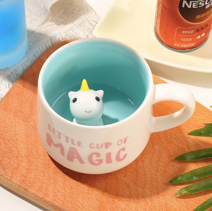 mug avec licorne au fond