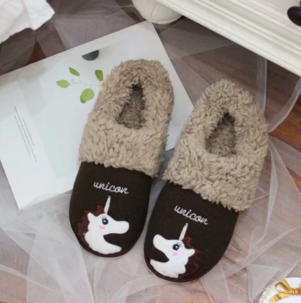 pantoufle licorne homme