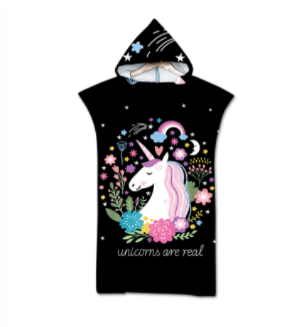 poncho noir avec licorne couleur