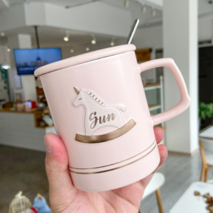 tasse licorne avec cuillere et couvercle original