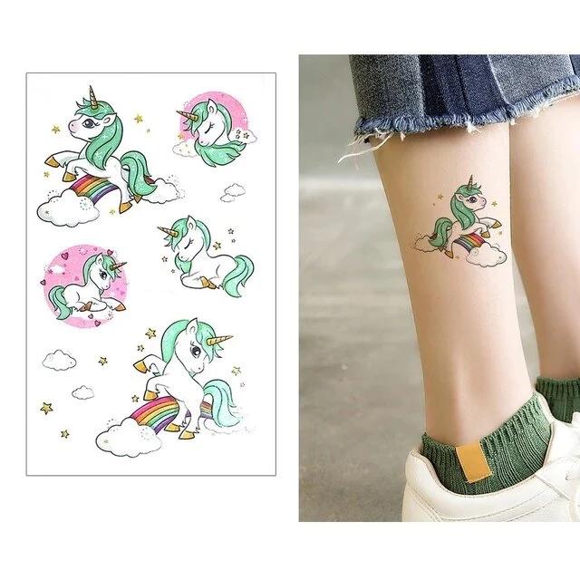 tatouage en couleur ephemere licorne