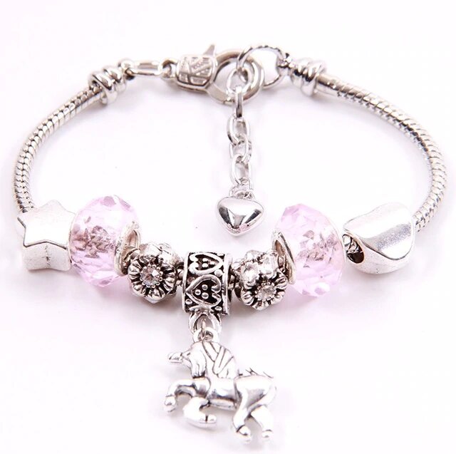 licorne rose en bracelet