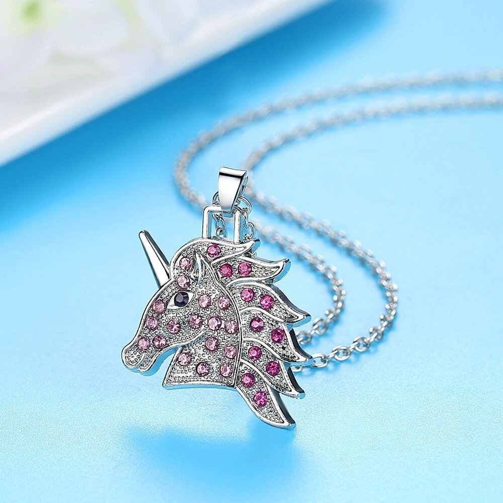 Collier Licorne Pierre Rose