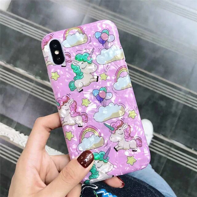 une coque licorne qui brille pour iphone