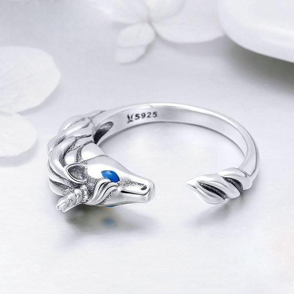 bague elegante forme licorne