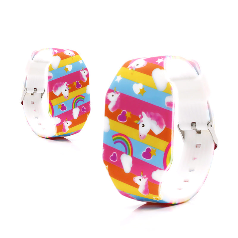 montre led motif licorne
