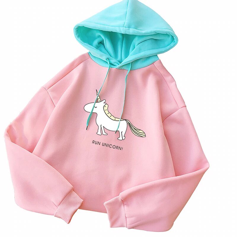Sweat Licorne "Run Unicorn!" sur un fond blanc