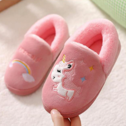 petit chausson chaud pour enfant avec licorne