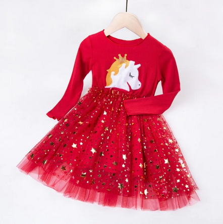 robe rouge avec licorne